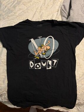 No Doubt Graphic Short Sleeve Tee - Black